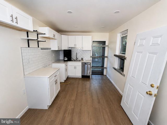 1748 N BAMBREY ST, Philadelphia, PA 19121