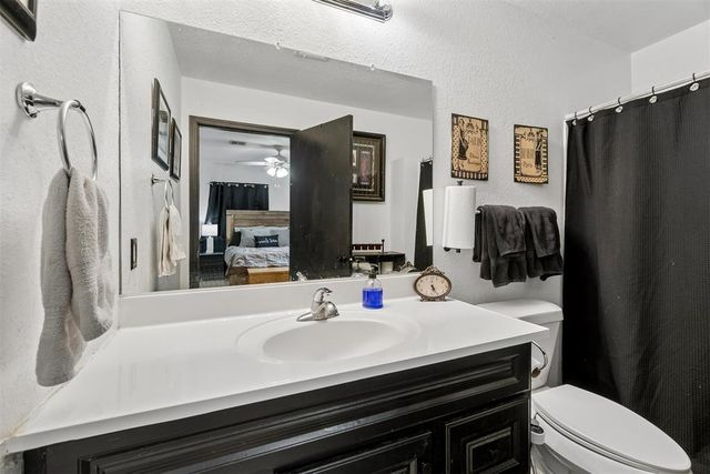 2012 N Moore Avenue, Oklahoma City, OK 73141