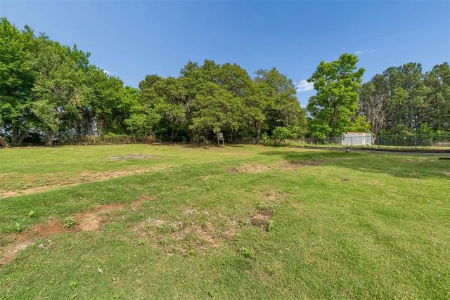 2012 N Moore Avenue, Oklahoma City, OK 73141