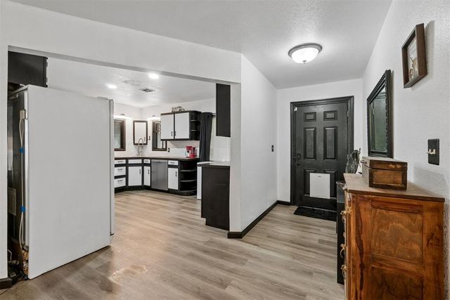 2012 N Moore Avenue, Oklahoma City, OK 73141