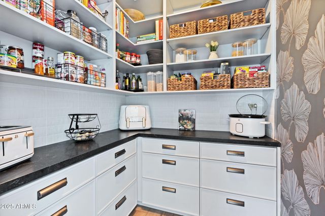 41622 N RIVER BEND Road, Anthem, AZ 85086