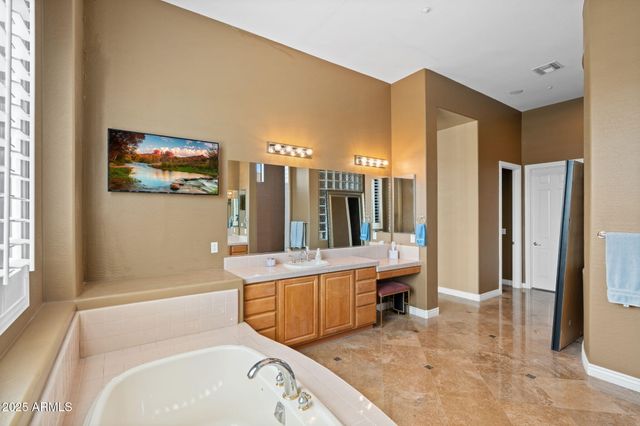 41622 N RIVER BEND Road, Anthem, AZ 85086