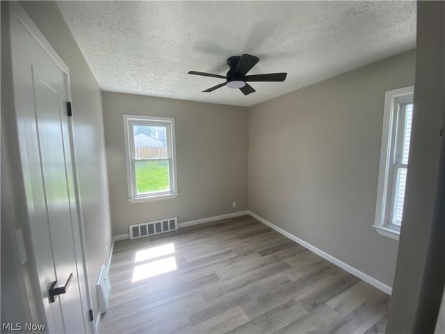 29148 Barjode Road, Willowick, OH 44095