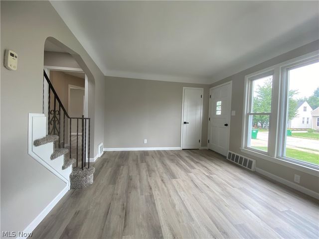 29148 Barjode Road, Willowick, OH 44095