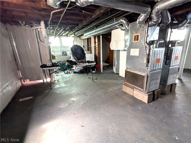 17812 E Park Drive, Cleveland, OH 44119