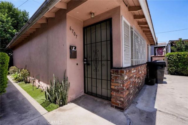 6707 Perry Road, Bell Gardens, CA 90201