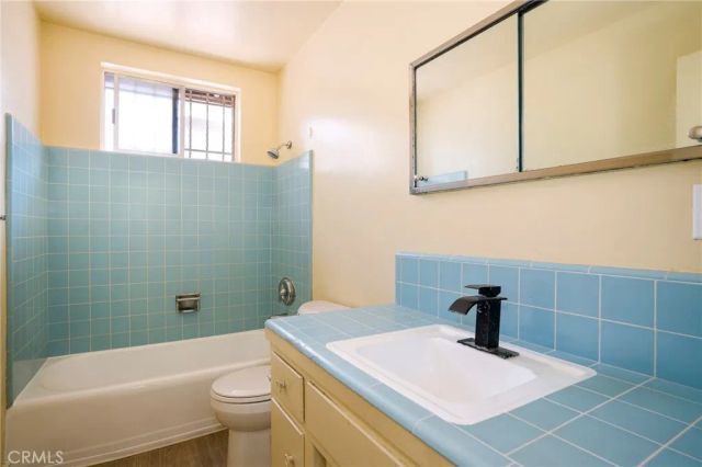 6707 Perry Road, Bell Gardens, CA 90201
