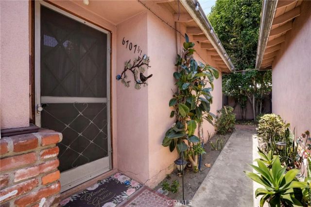 6707 Perry Road, Bell Gardens, CA 90201
