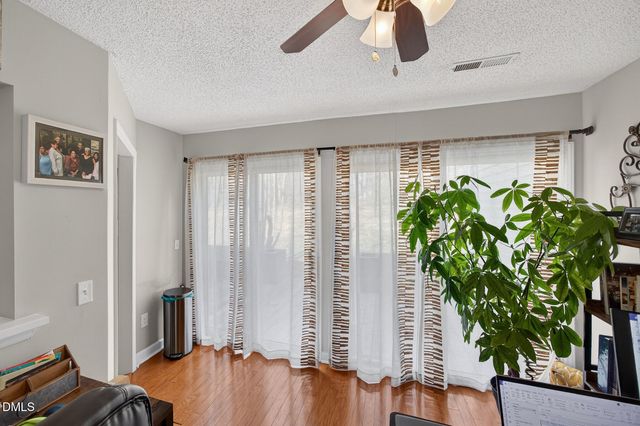 7 Cedar Knoll Court, Greensboro, NC 27407