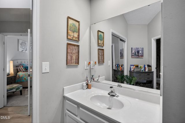 7 Cedar Knoll Court, Greensboro, NC 27407