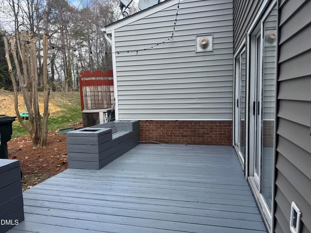 7 Cedar Knoll Court, Greensboro, NC 27407