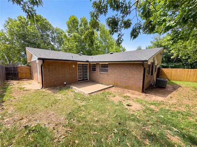 1513 N Bradley Avenue, Oklahoma City, OK 73127