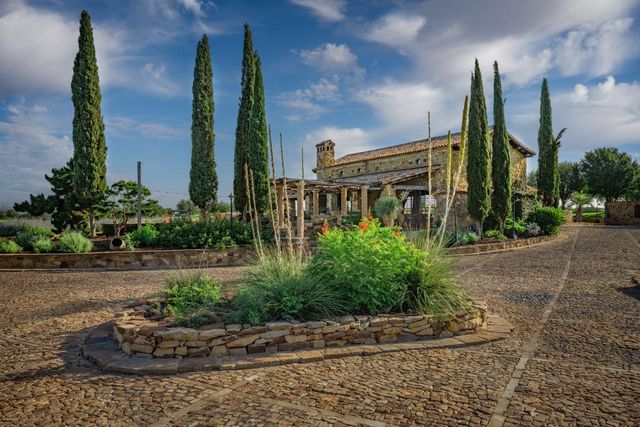 00 Mirador, Horseshoe Bay, TX 78657