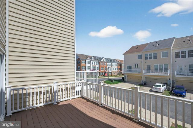 25484 AMBER GATE TER, Chantilly, VA 20152