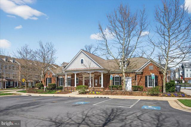 25484 AMBER GATE TER, Chantilly, VA 20152