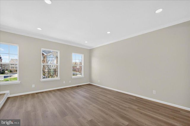 25484 AMBER GATE TER, Chantilly, VA 20152