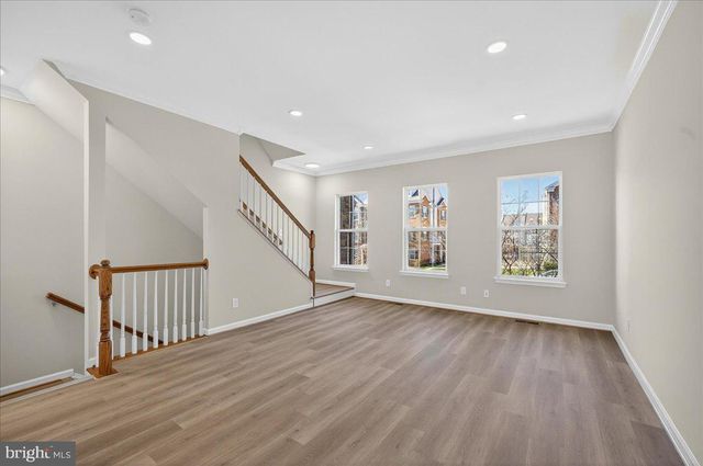 25484 AMBER GATE TER, Chantilly, VA 20152