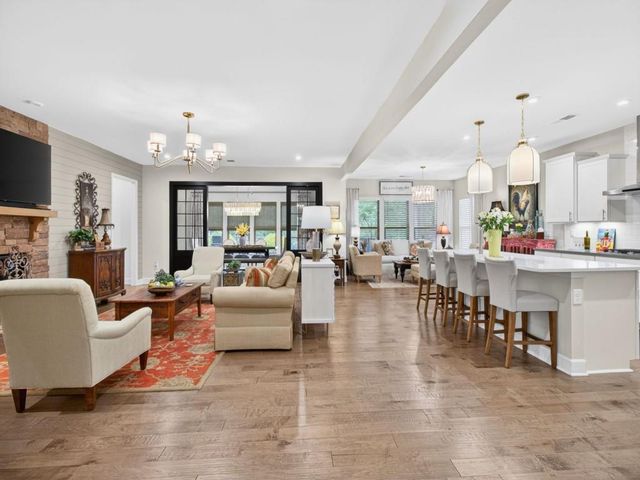 5645 Willow Springs Place, Hoschton, GA 30548