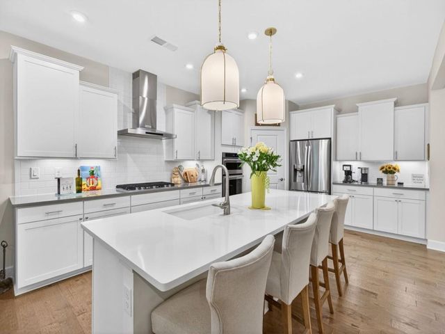 5645 Willow Springs Place, Hoschton, GA 30548