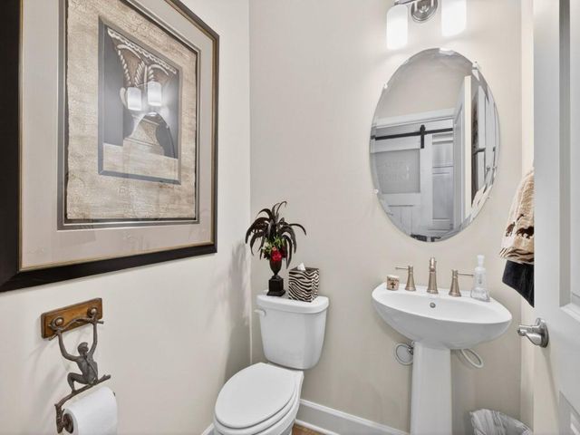 5645 Willow Springs Place, Hoschton, GA 30548