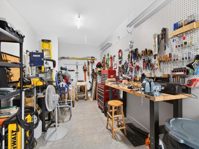 5645 Willow Springs Place, Hoschton, GA 30548