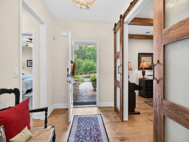 5645 Willow Springs Place, Hoschton, GA 30548