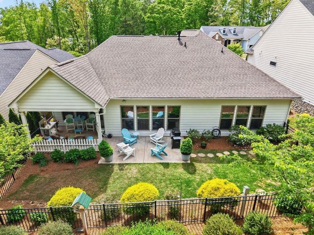 5645 Willow Springs Place, Hoschton, GA 30548