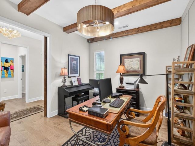 5645 Willow Springs Place, Hoschton, GA 30548