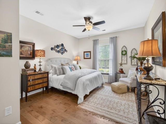 5645 Willow Springs Place, Hoschton, GA 30548