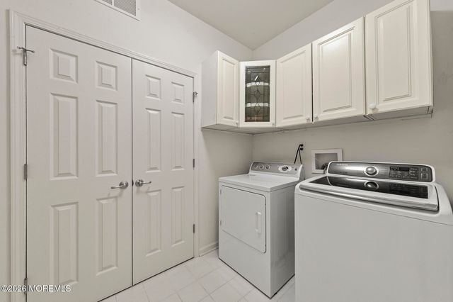 61 Honeysuckle Drive, Manahawkin, NJ 08050