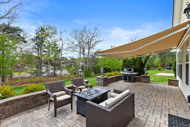 61 Honeysuckle Drive, Manahawkin, NJ 08050