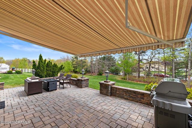 61 Honeysuckle Drive, Manahawkin, NJ 08050