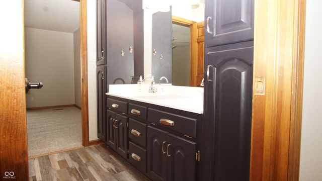 375 Nottinghill Court, Indianapolis, IN 46234