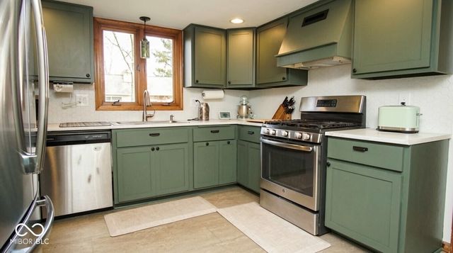 375 Nottinghill Court, Indianapolis, IN 46234