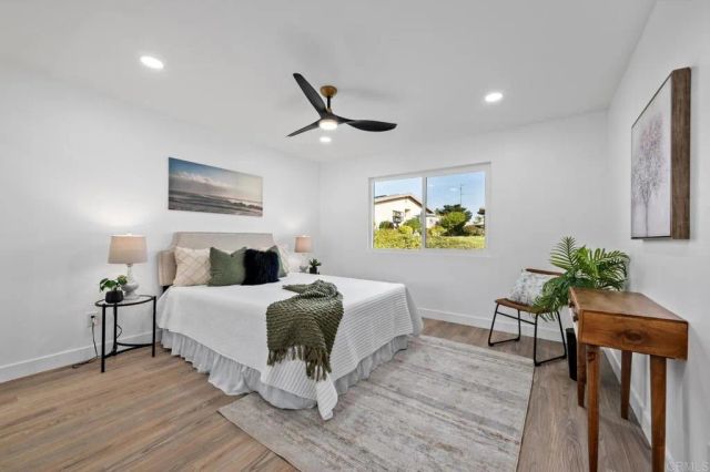 1014 Plover Way, Oceanside, CA 92057