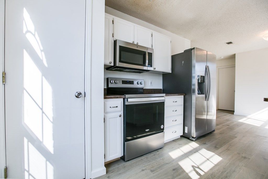 Image 13 of property listing at 1220 James Lane, San Angelo, TX 76905