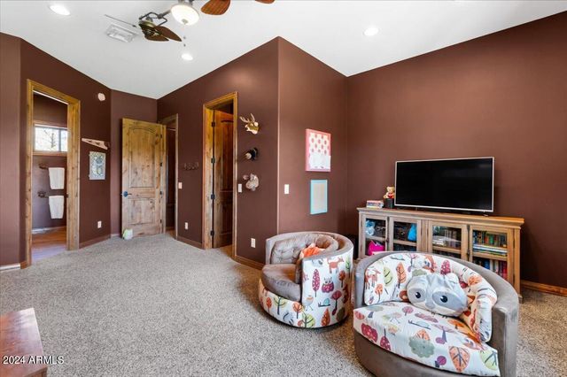 4051 W FALLING LEAF Road, Show Low, AZ 85901