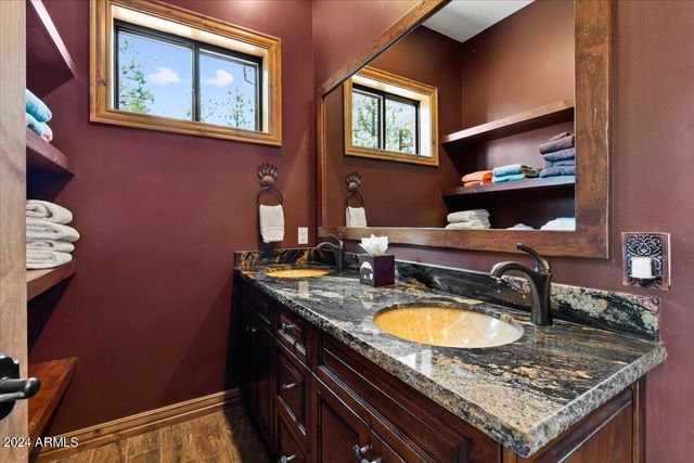 4051 W FALLING LEAF Road, Show Low, AZ 85901