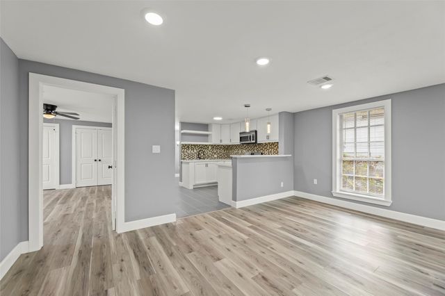 2630 Keeland Street, Houston, TX 77093