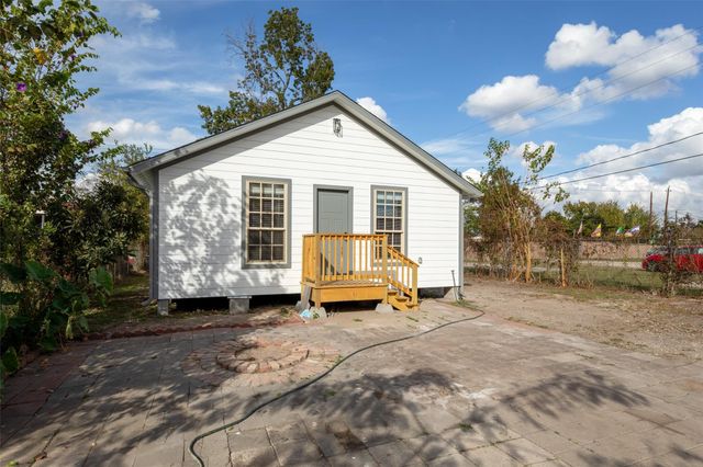 2630 Keeland Street, Houston, TX 77093