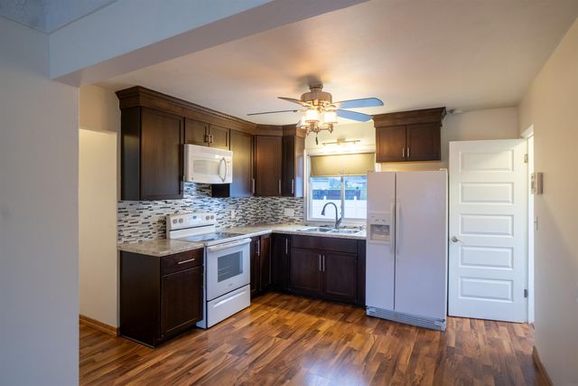 1114 Eleanor Drive, Waterloo, IA 50701