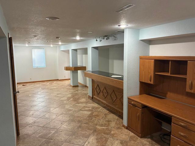 1114 Eleanor Drive, Waterloo, IA 50701