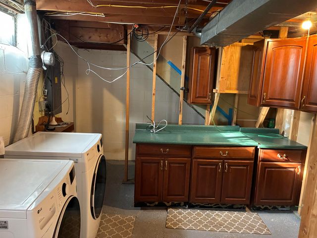 1114 Eleanor Drive, Waterloo, IA 50701