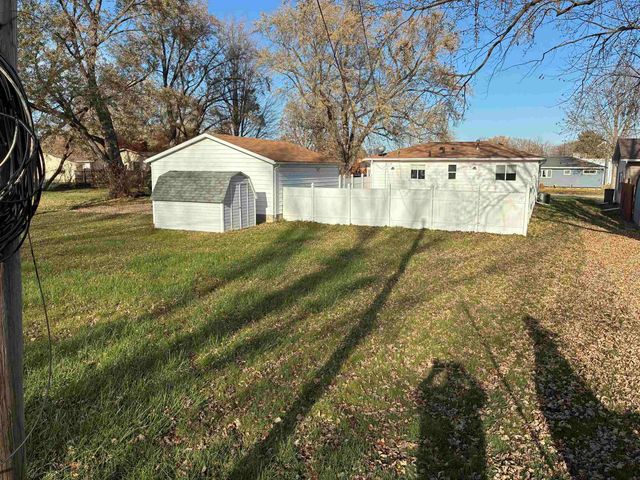 1114 Eleanor Drive, Waterloo, IA 50701