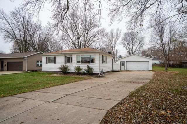 1114 Eleanor Drive, Waterloo, IA 50701