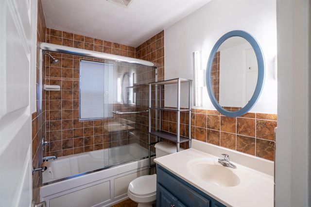 1114 Eleanor Drive, Waterloo, IA 50701