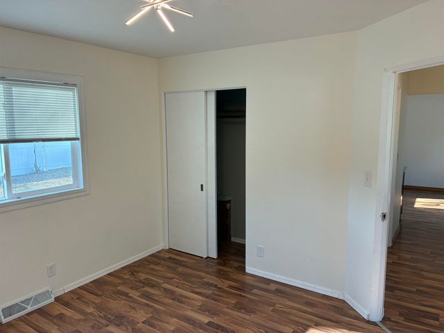 1114 Eleanor Drive, Waterloo, IA 50701