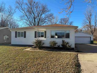 1114 Eleanor Drive, Waterloo, IA 50701