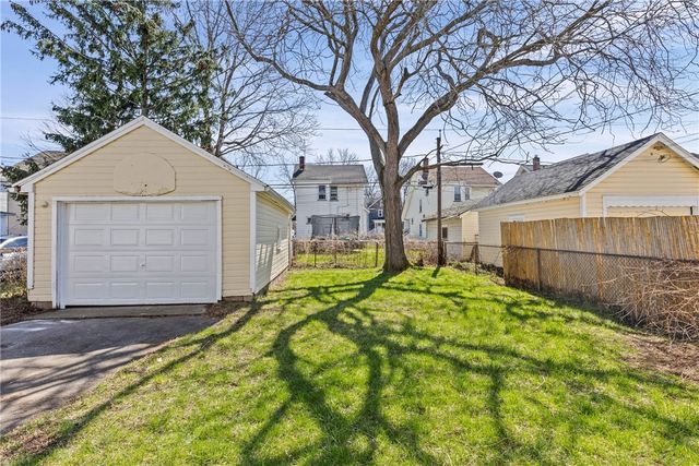 63 Dickinson Street, Rochester, NY 14621