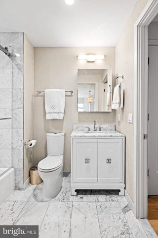 45 Sutton Sq SW Unit 1110, Washington, DC 20024